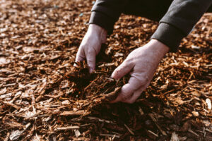 Can you lay mulch in the winter? Lehnhoff's Supply