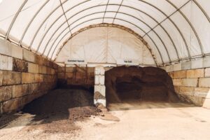 Improving Soil Quality with Topsoil lehnhoff's supply